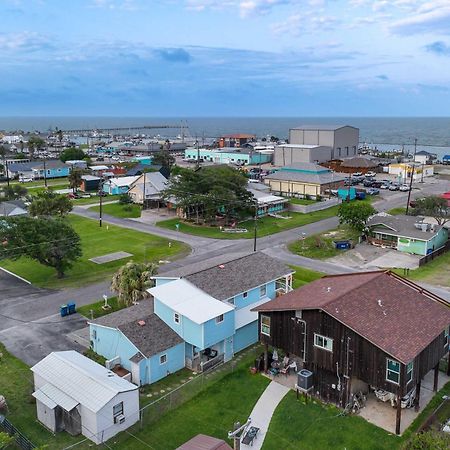 Beautiful Rockport Townhome - Walk To Aransas Bay! المظهر الخارجي الصورة
